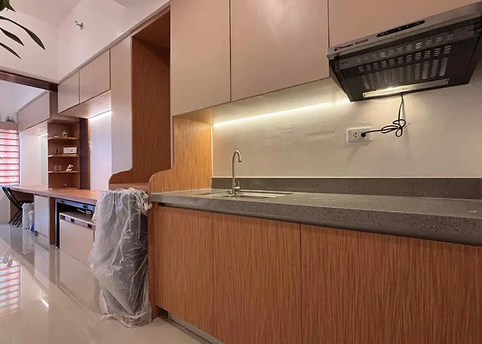 1-br Unit Near Rockwell, Poblacion Aparthotel